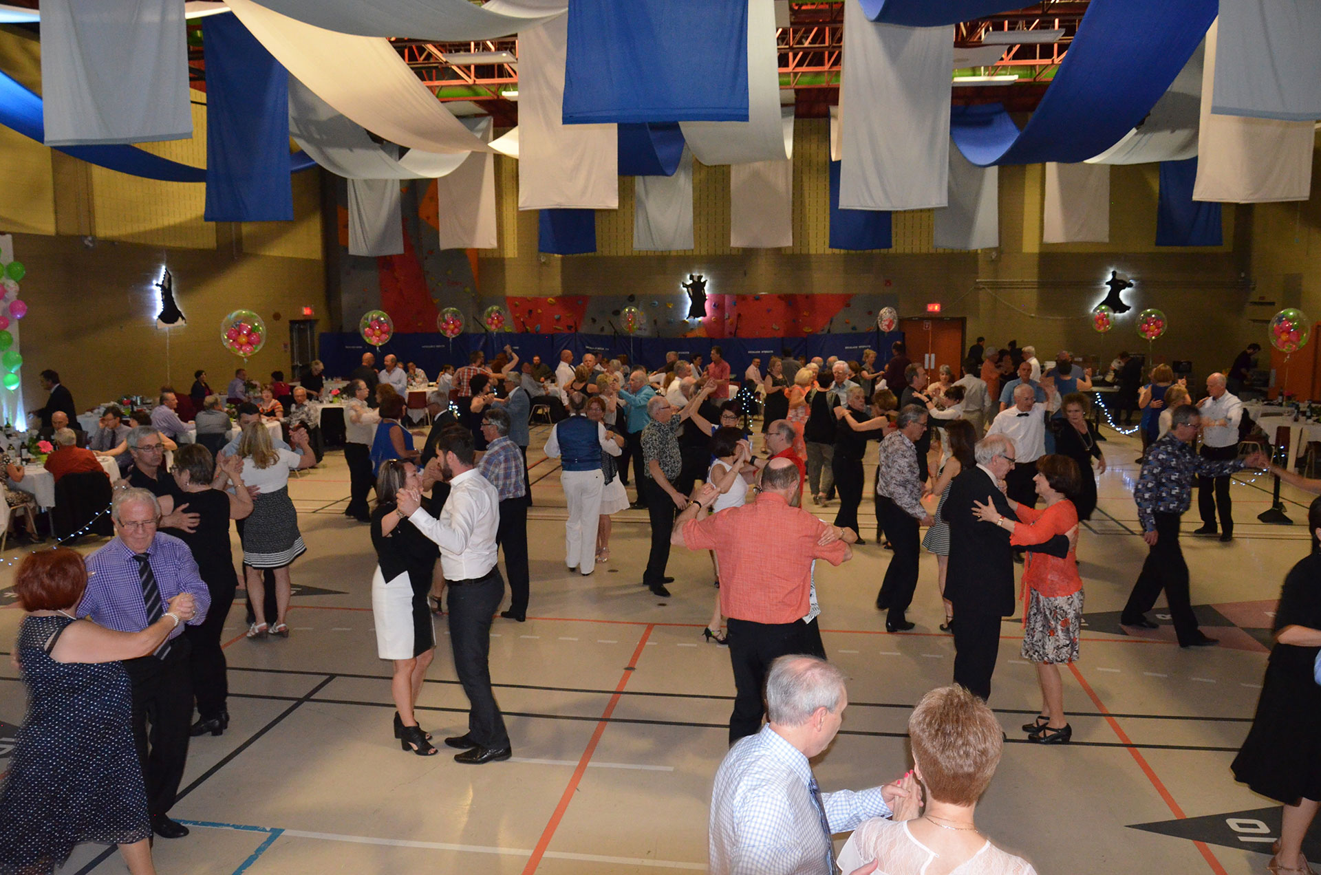Danses